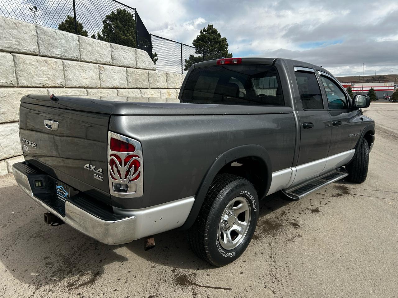 Dodge Ram 1500 SLT Quad Cab Short Bed 4WD 2003