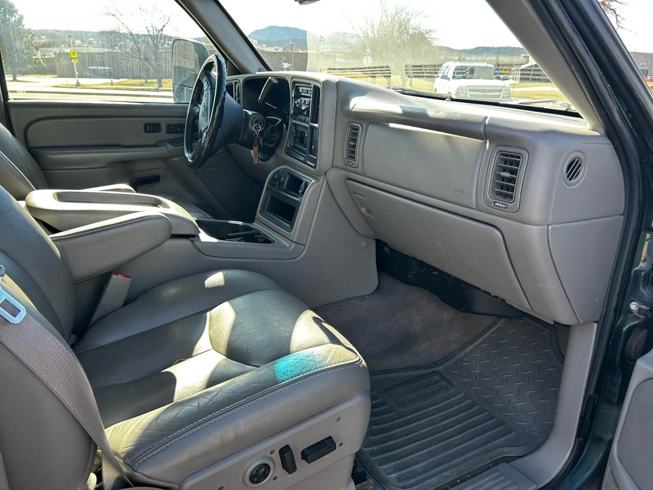 Chevrolet Silverado 2500HD LT Ext. Cab Short Bed 4WD 2004