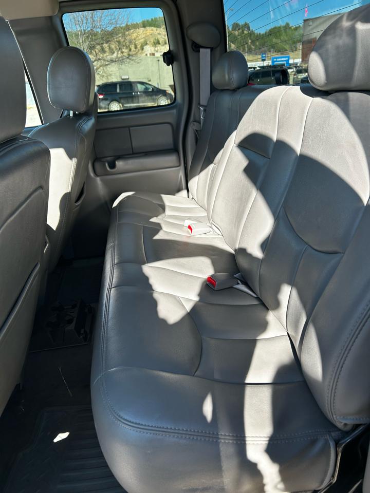 Chevrolet Silverado 2500HD LT Ext. Cab Short Bed 4WD 2004