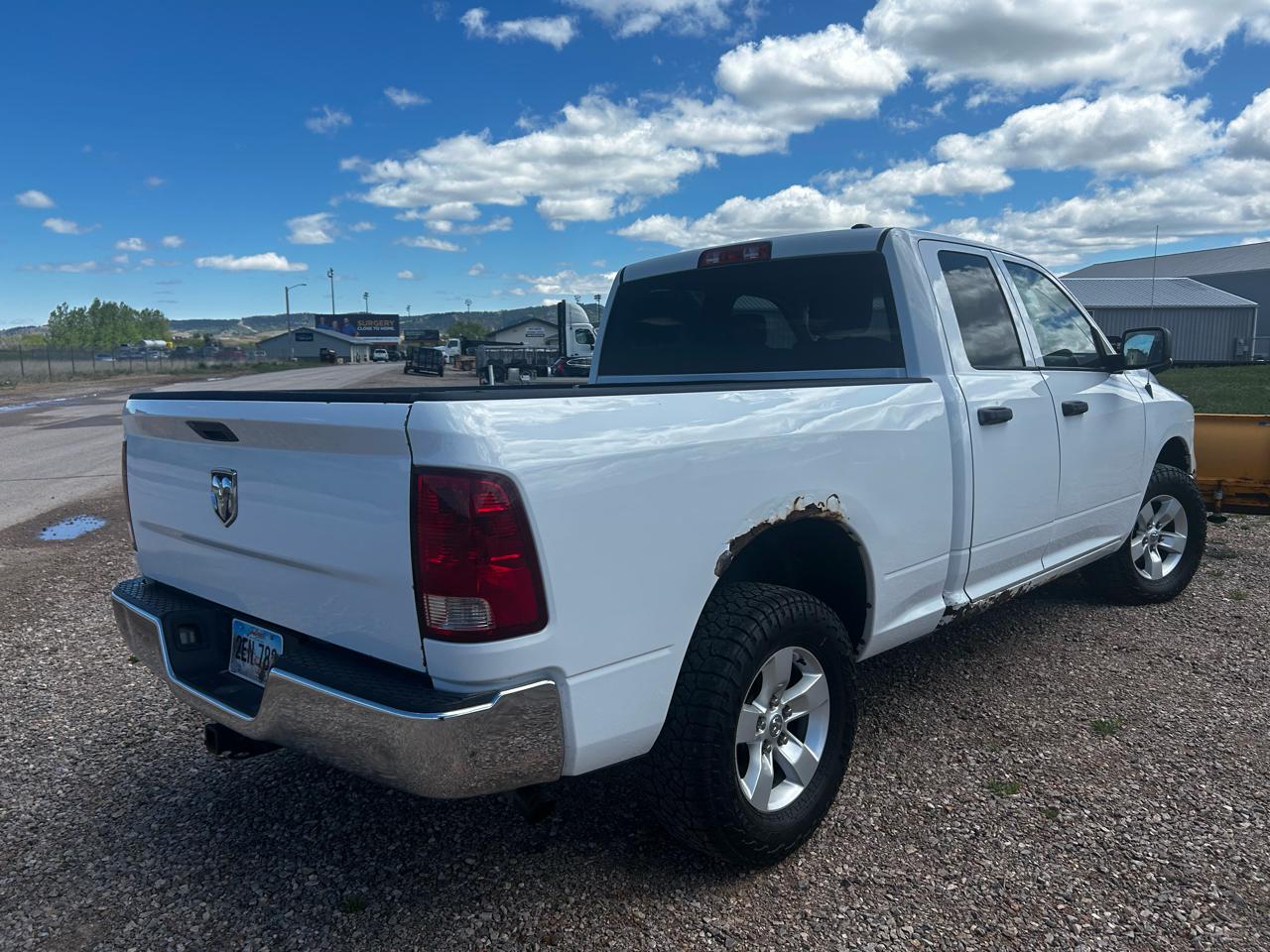 RAM 1500 SLT Quad Cab 4WD 2011