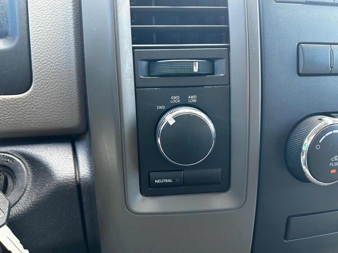 RAM 1500 SLT Quad Cab 4WD 2011