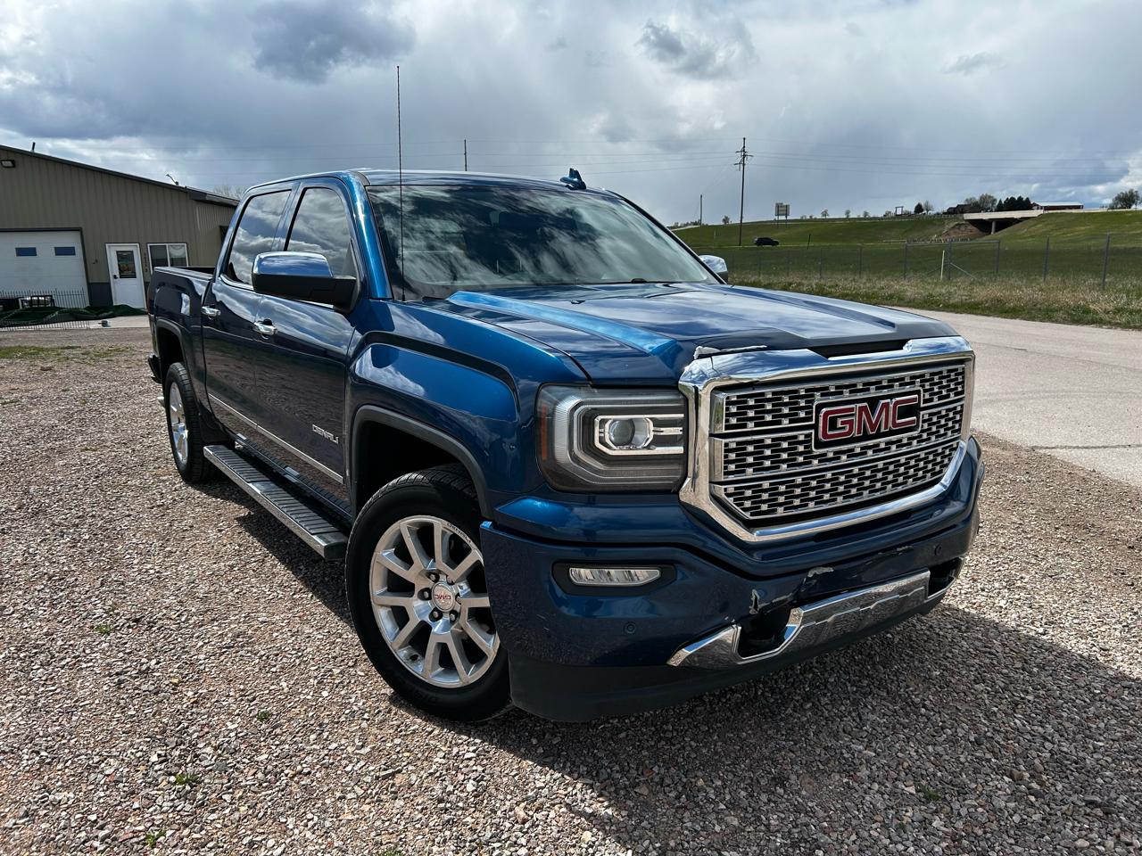 GMC Sierra 1500 Denali Crew Cab Long Box 4WD 2016