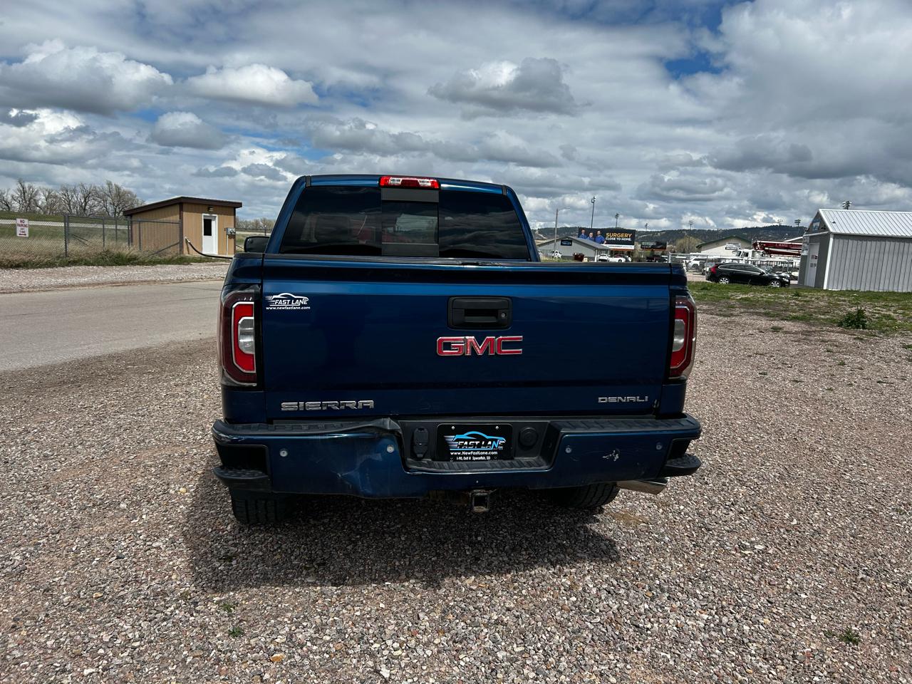 GMC Sierra 1500 Denali Crew Cab Long Box 4WD 2016