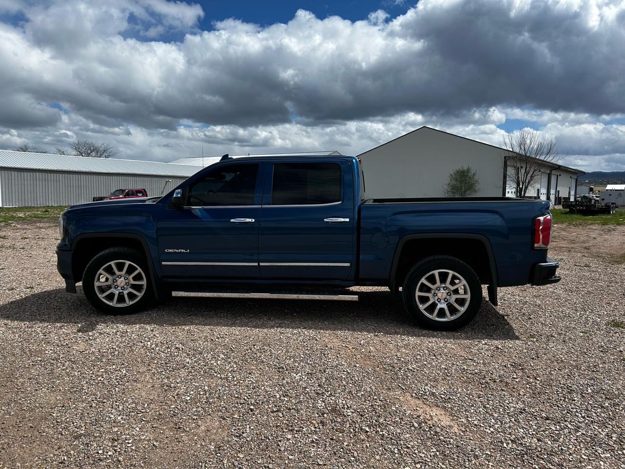 GMC Sierra 1500 Denali Crew Cab Long Box 4WD 2016