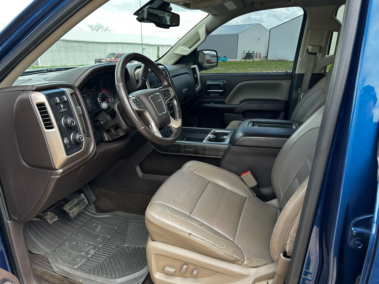 GMC Sierra 1500 Denali Crew Cab Long Box 4WD 2016