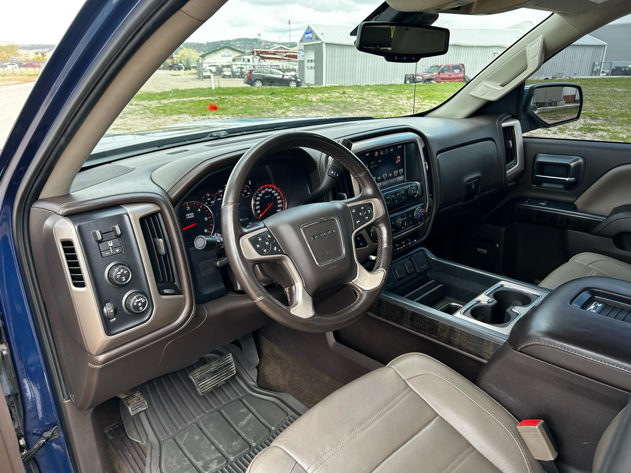 GMC Sierra 1500 Denali Crew Cab Long Box 4WD 2016