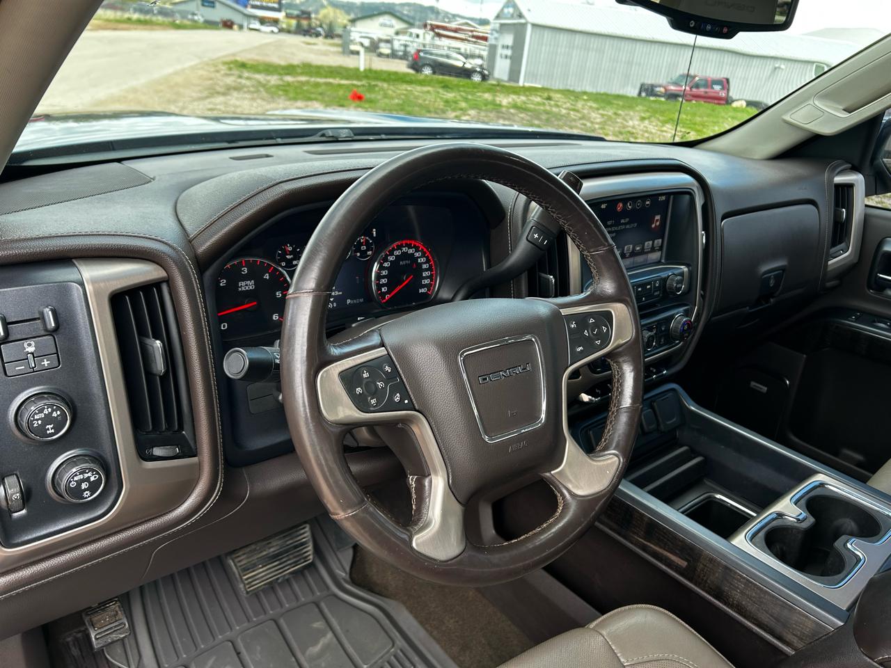 GMC Sierra 1500 Denali Crew Cab Long Box 4WD 2016