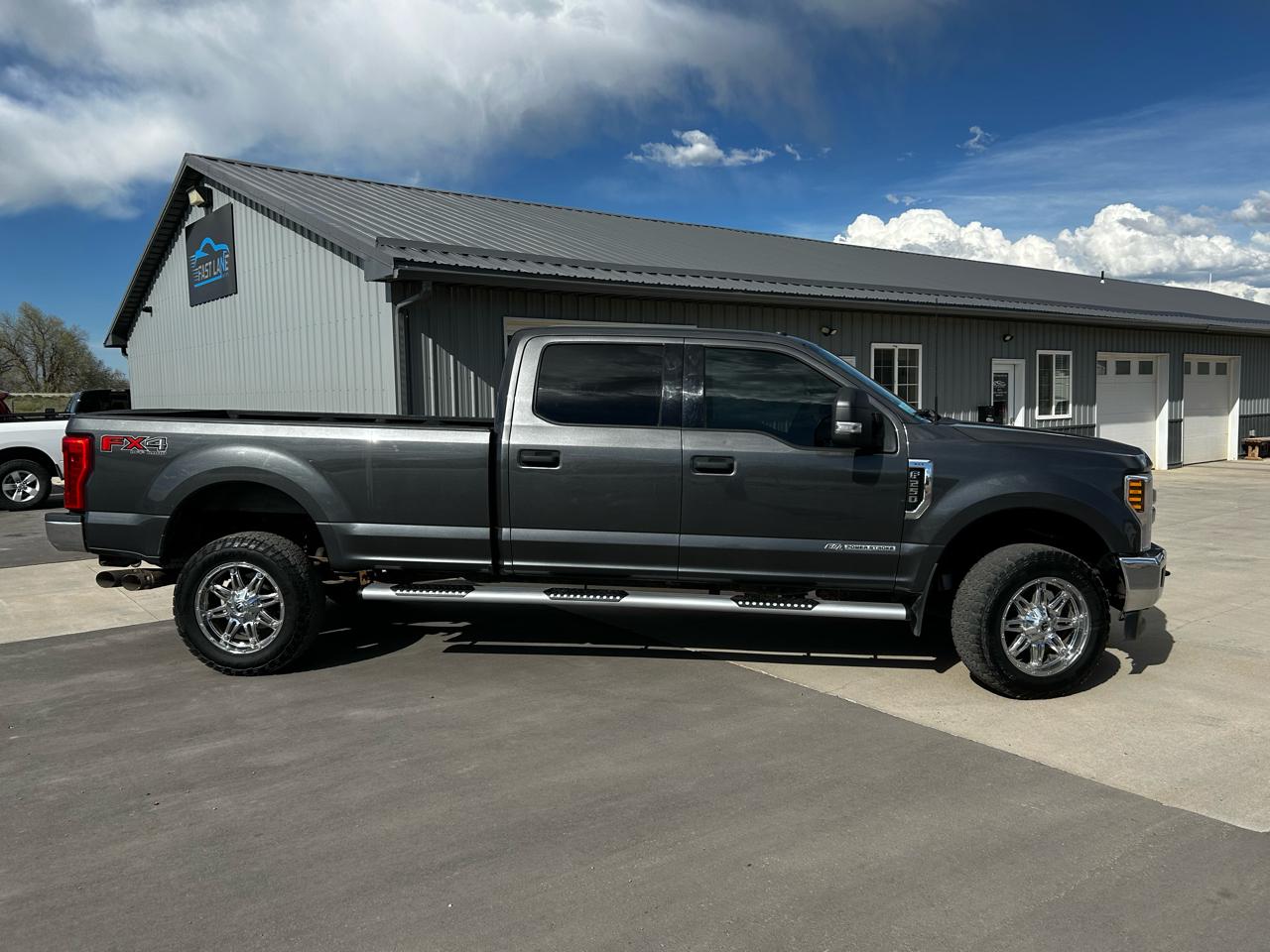 Ford F-250 SD XLT Crew Cab 4WD 2018