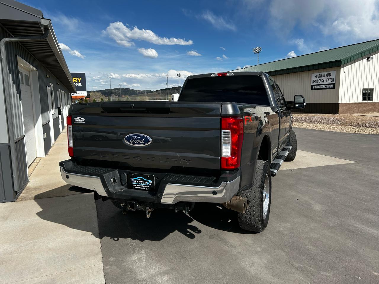 Ford F-250 SD XLT Crew Cab 4WD 2018