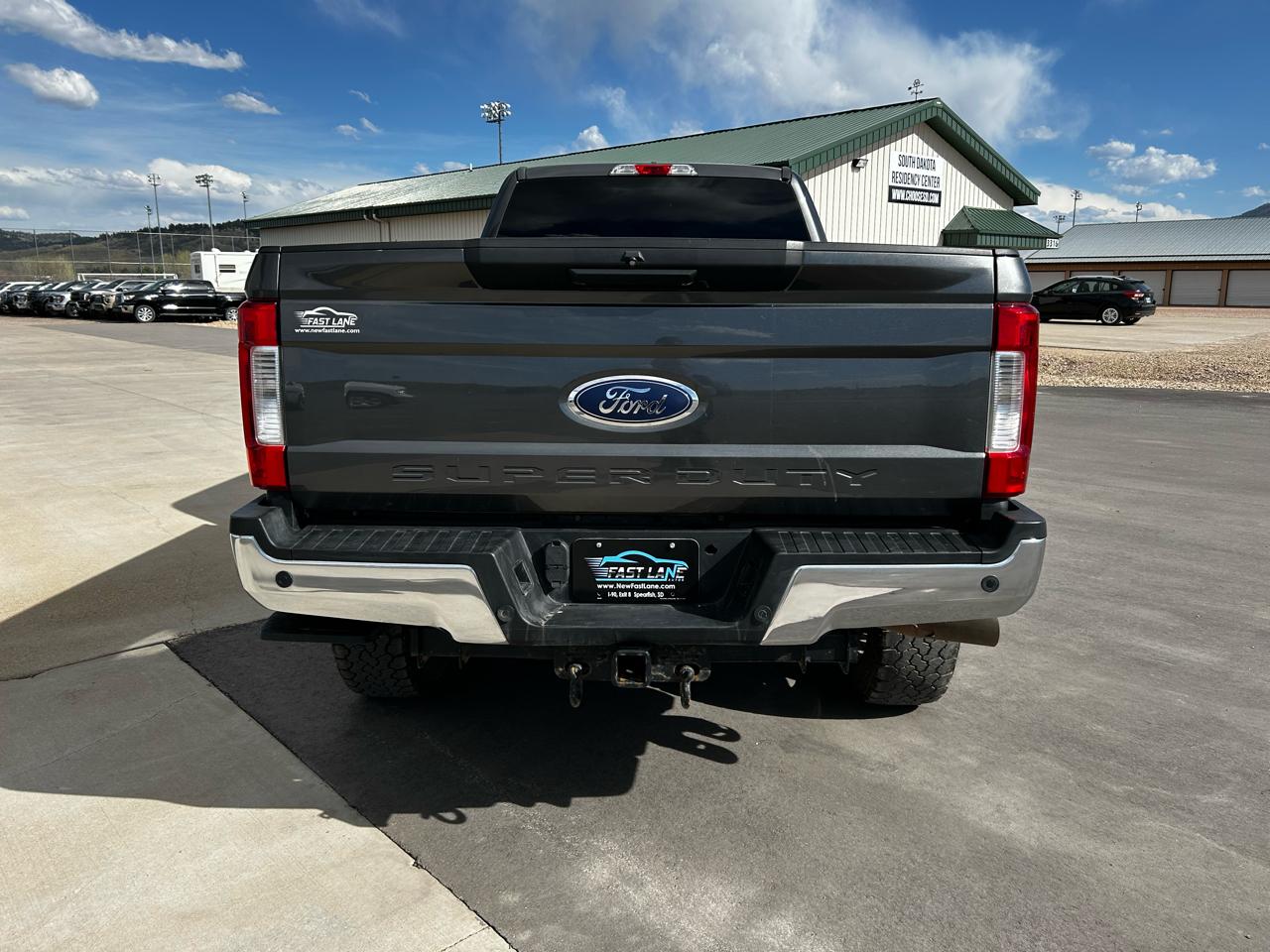 Ford F-250 SD XLT Crew Cab 4WD 2018