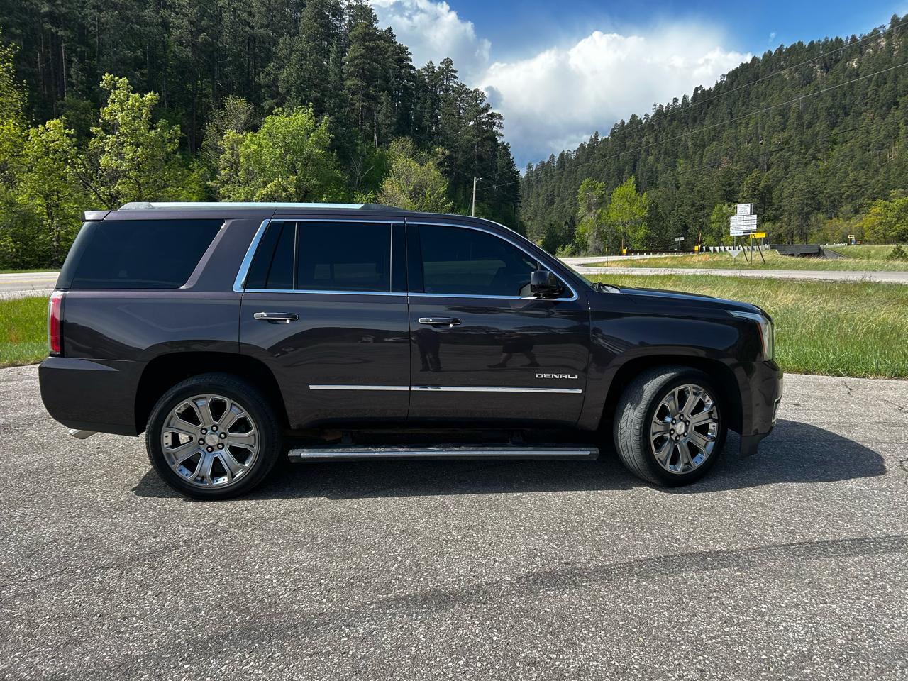 GMC Yukon Denali 4WD 2015