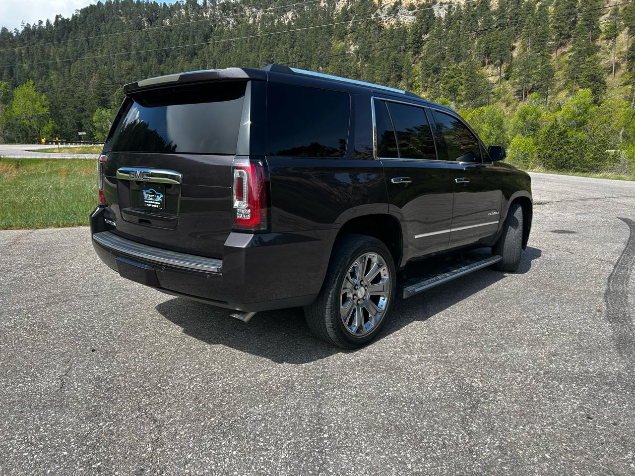 GMC Yukon Denali 4WD 2015