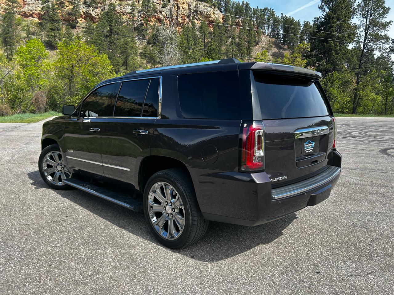 GMC Yukon Denali 4WD 2015
