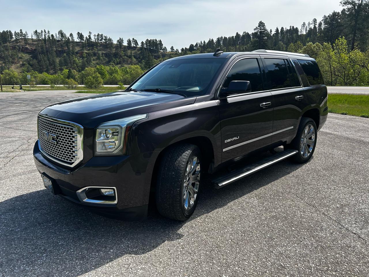 GMC Yukon Denali 4WD 2015