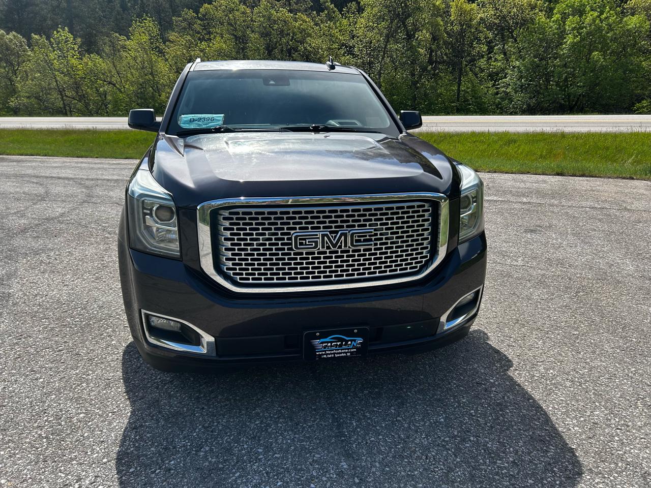 GMC Yukon Denali 4WD 2015