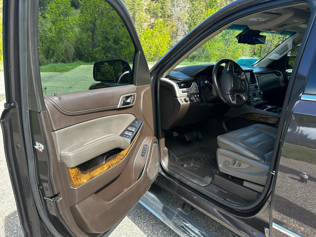 GMC Yukon Denali 4WD 2015