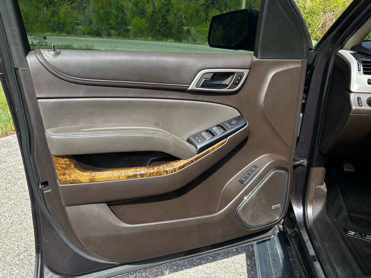 GMC Yukon Denali 4WD 2015