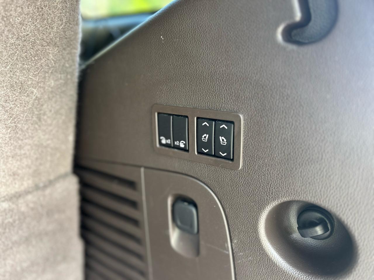GMC Yukon Denali 4WD 2015