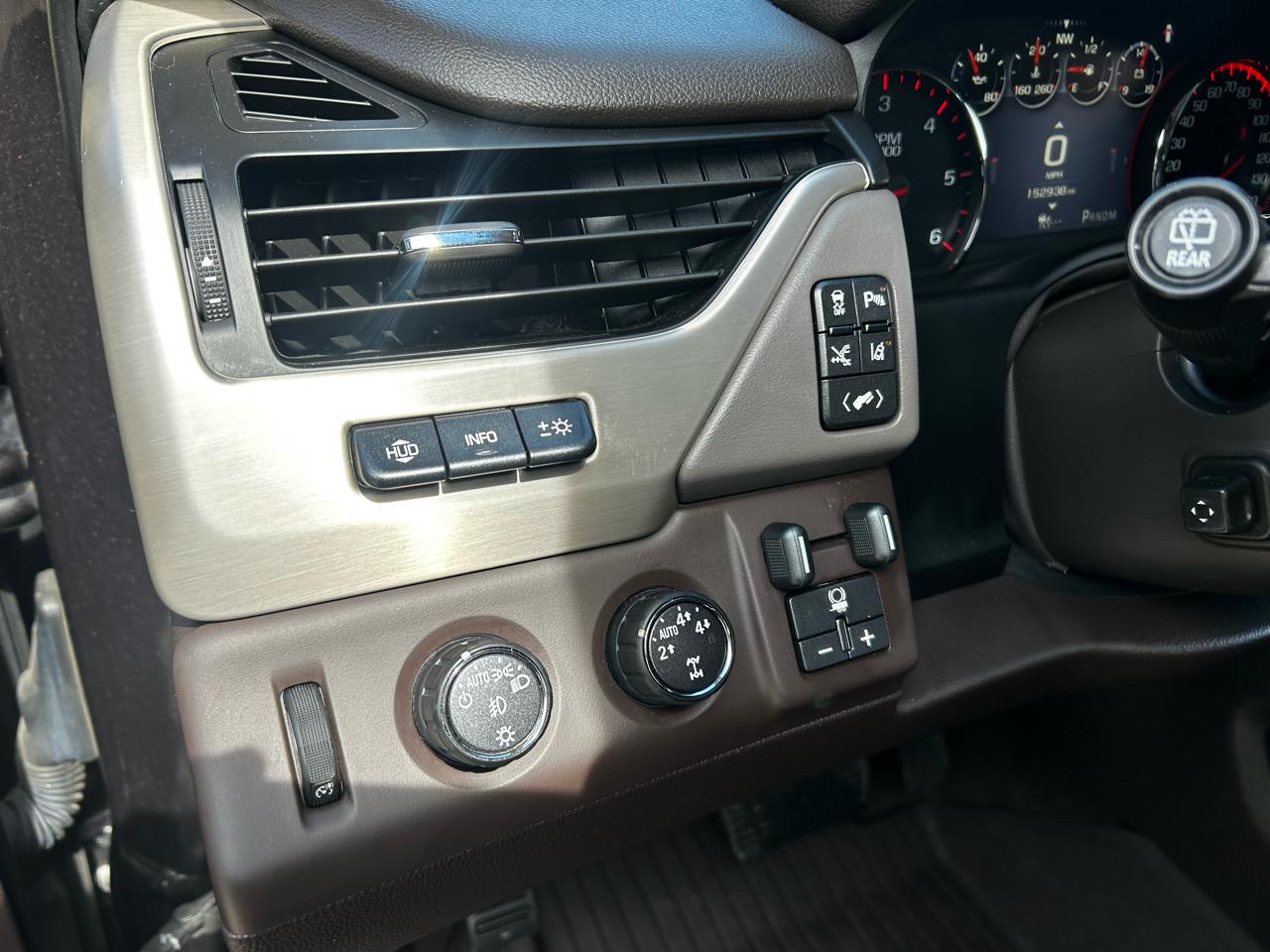 GMC Yukon Denali 4WD 2015