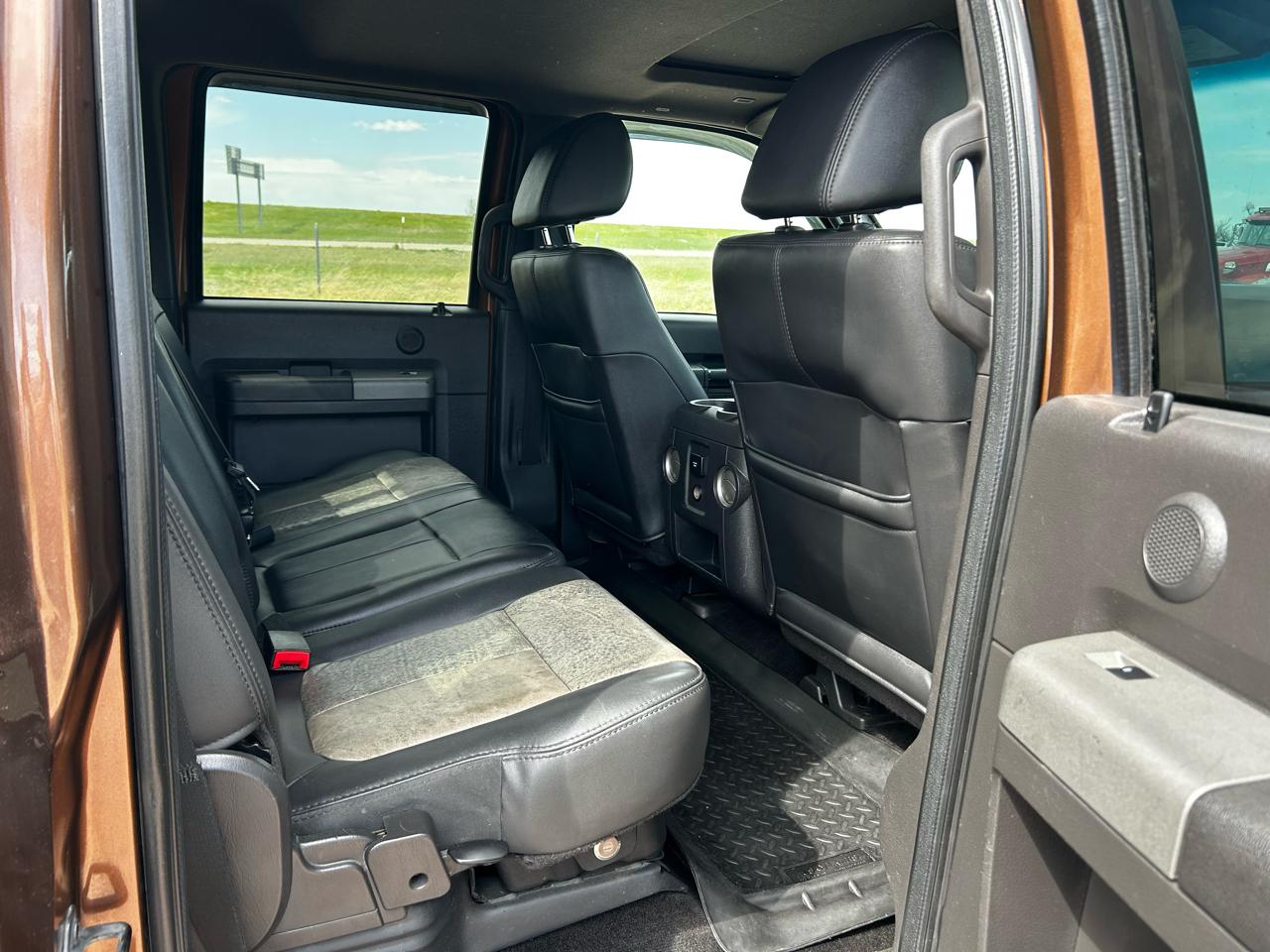 Ford F-350 SD King Ranch Crew Cab 4WD 2011