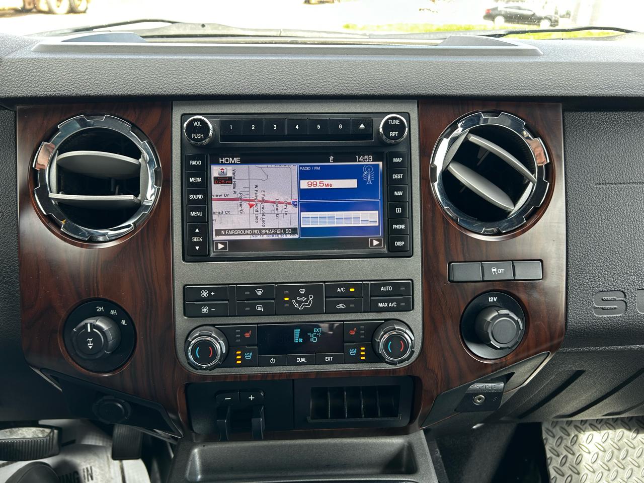 Ford F-350 SD King Ranch Crew Cab 4WD 2011
