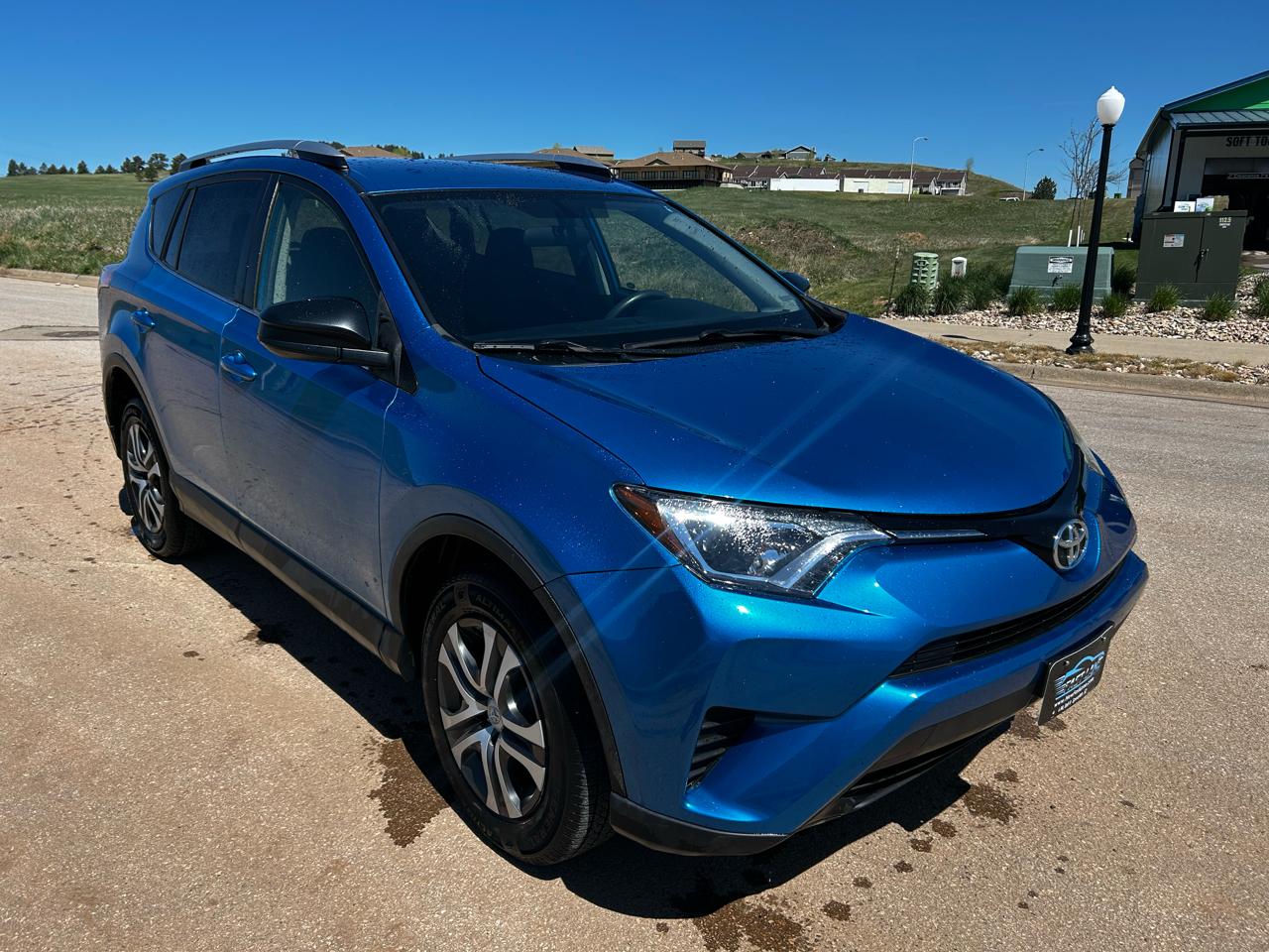 Toyota RAV4 LE AWD 2016