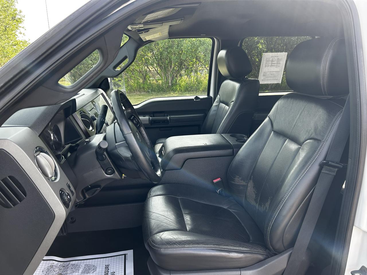 Ford F-250 SD Lariat Crew Cab 4WD 2012