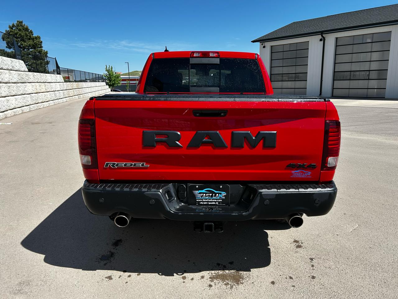 RAM 1500 Rebel Crew Cab SWB 4WD 2017