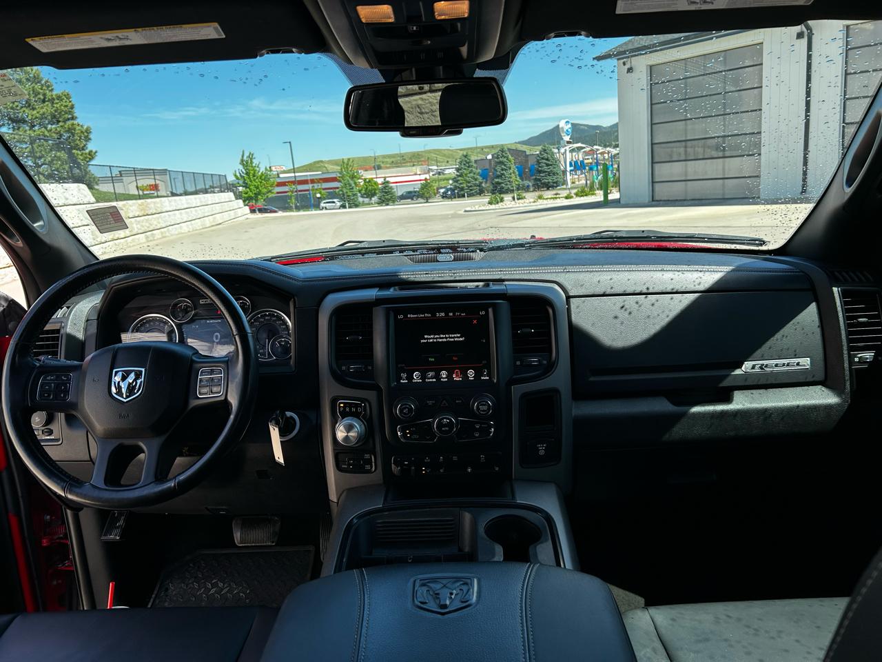 RAM 1500 Rebel Crew Cab SWB 4WD 2017