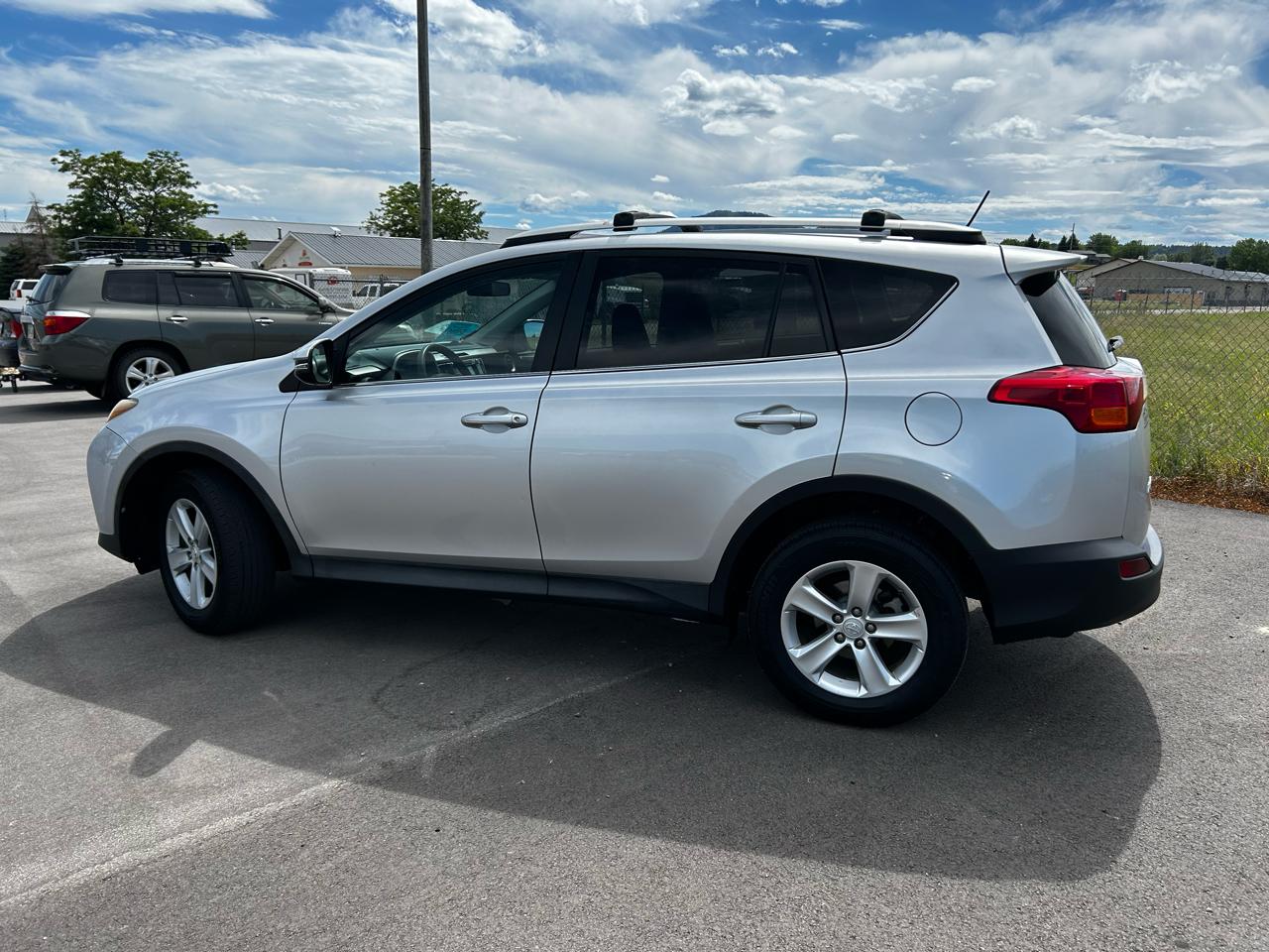 Toyota RAV4 XLE AWD 2013
