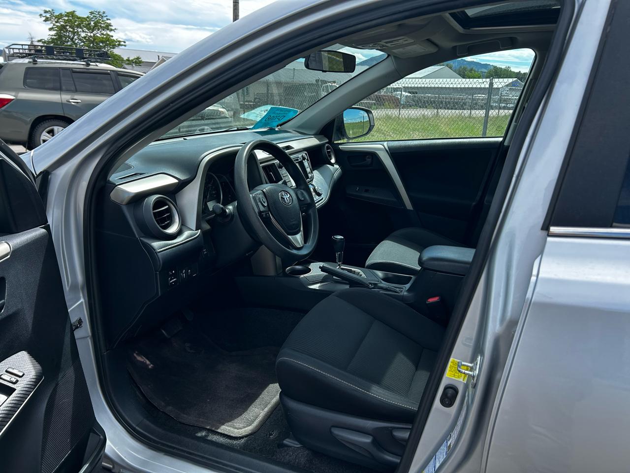 Toyota RAV4 XLE AWD 2013