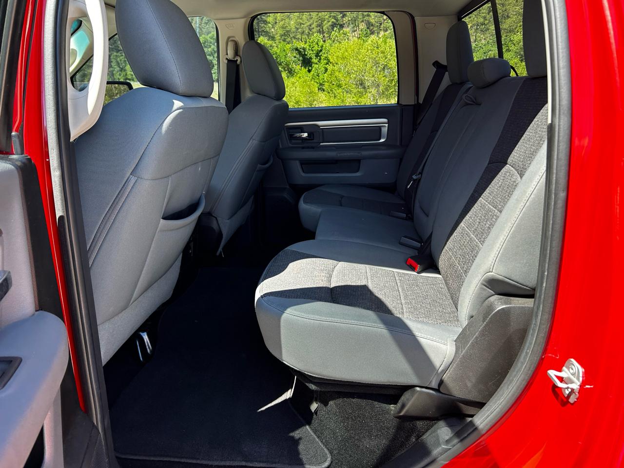 RAM 1500 SLT Crew Cab SWB 4WD 2014