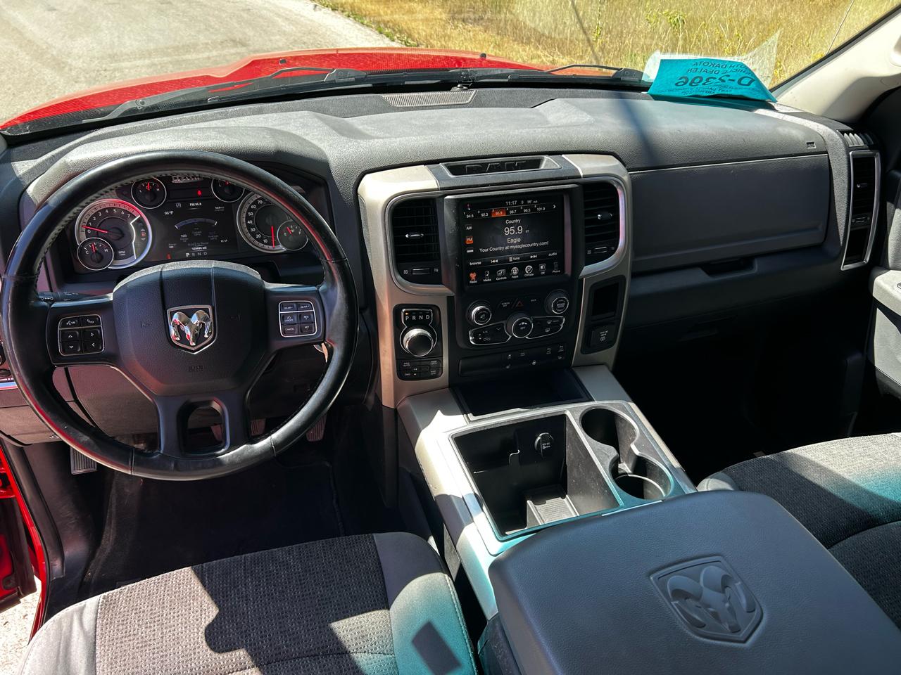 RAM 1500 SLT Crew Cab SWB 4WD 2014
