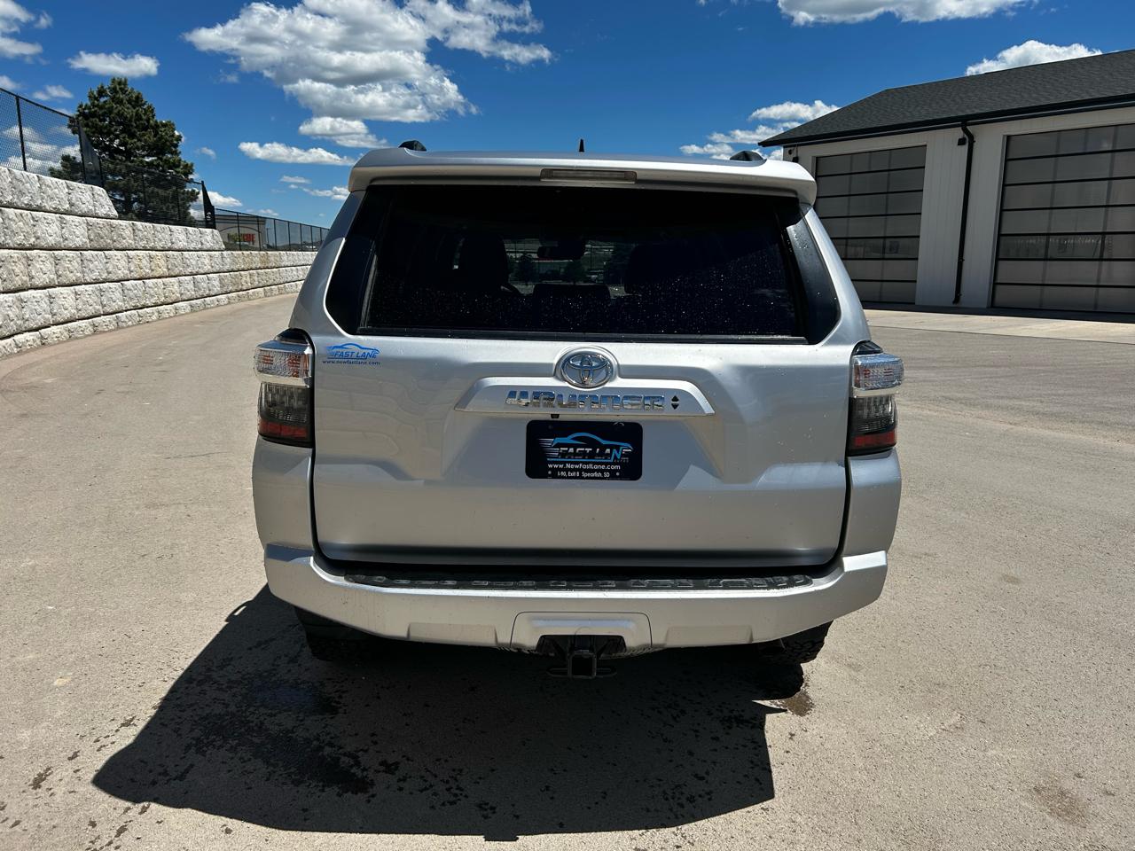 Toyota 4Runner SR5 4WD 2021