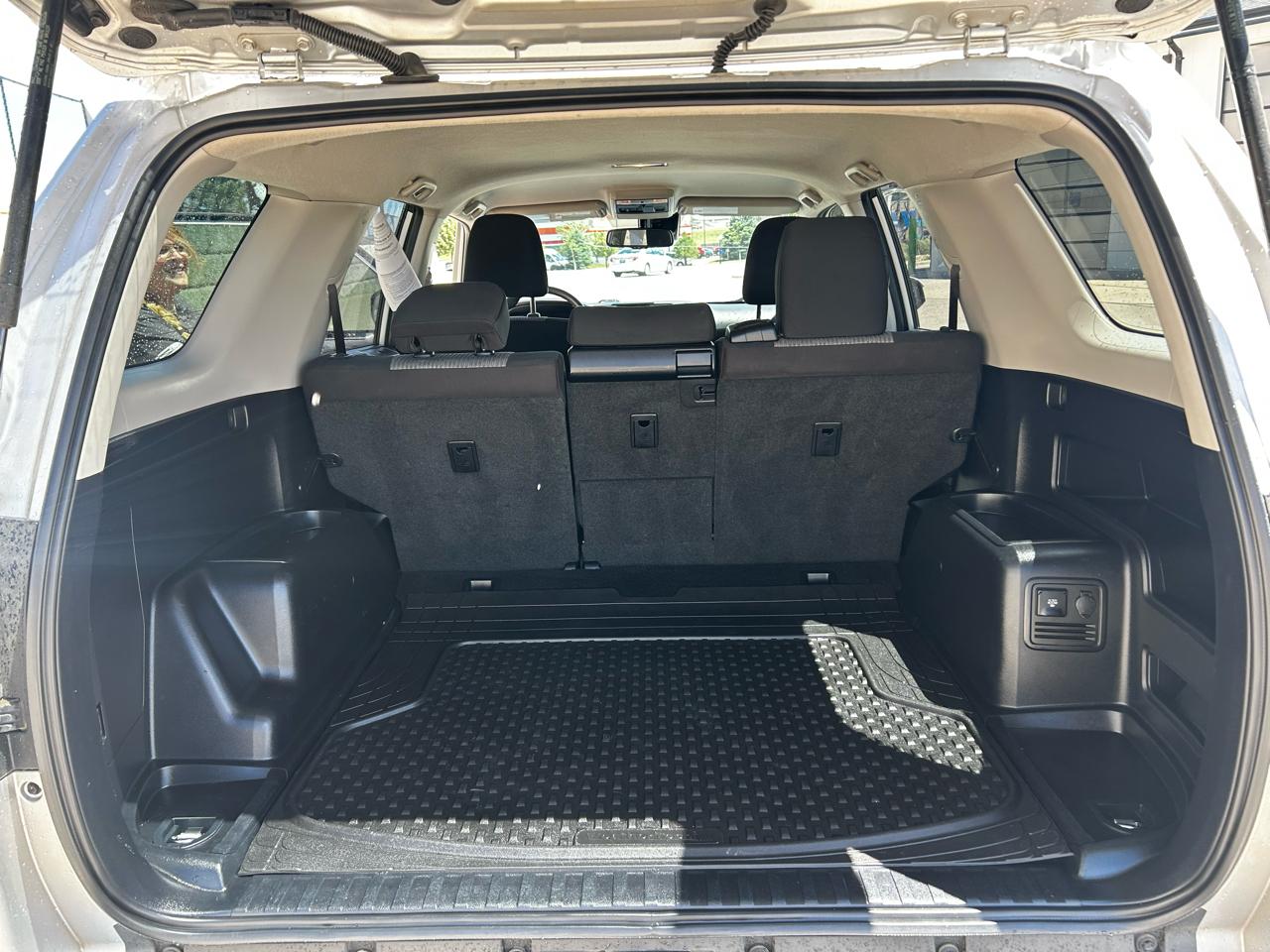 Toyota 4Runner SR5 4WD 2021