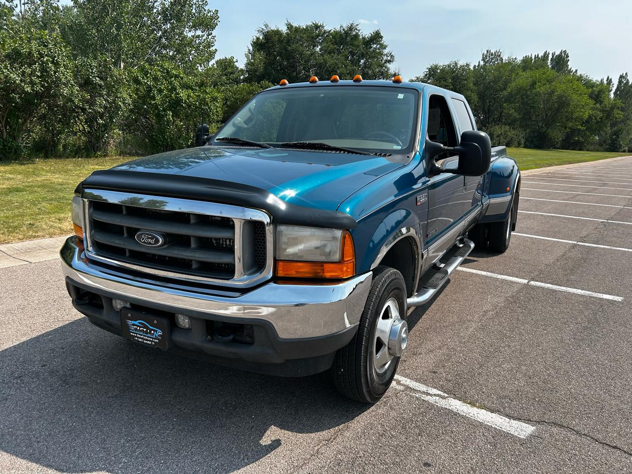 Ford F-350 SD Lariat Crew Cab Long Bed 4WD DRW 2001