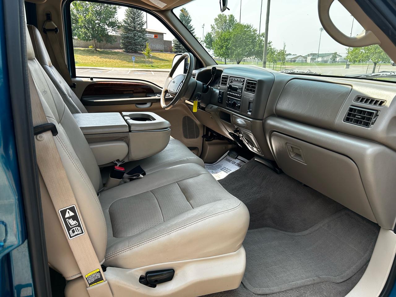 Ford F-350 SD Lariat Crew Cab Long Bed 4WD DRW 2001