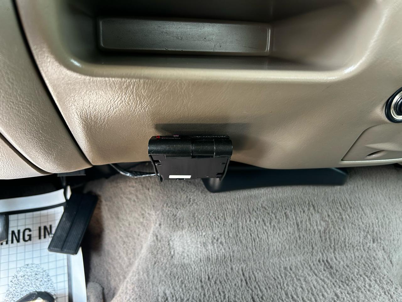 Ford F-350 SD Lariat Crew Cab Long Bed 4WD DRW 2001