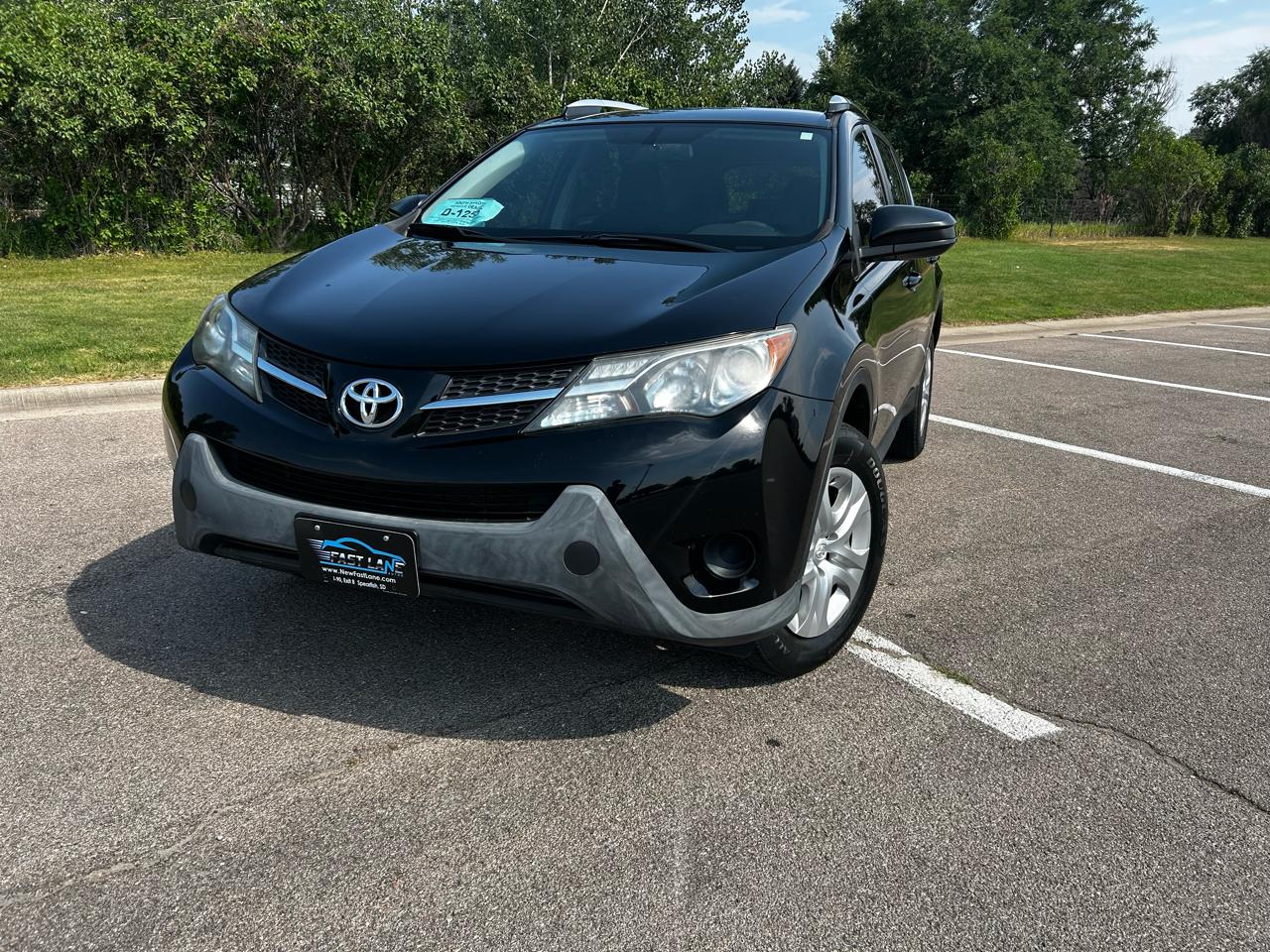 Toyota RAV4 LE AWD 2014