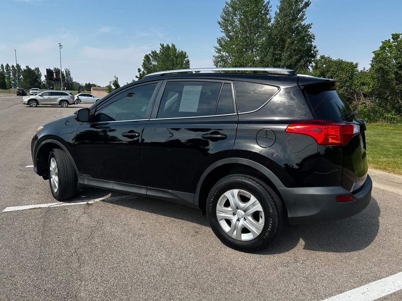 Toyota RAV4 LE AWD 2014