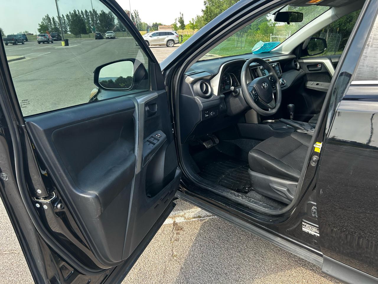 Toyota RAV4 LE AWD 2014