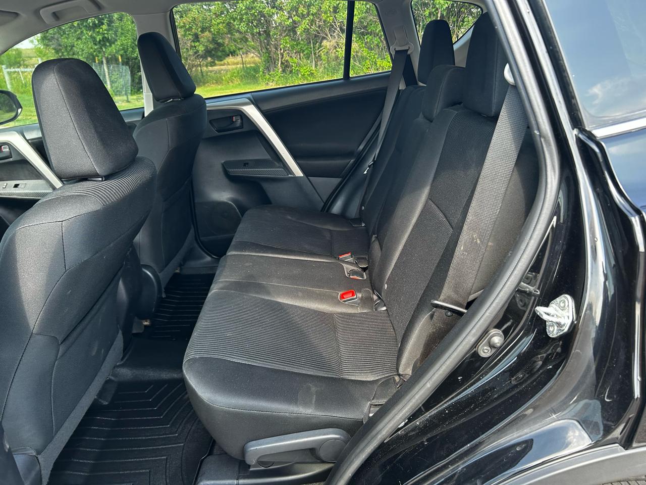 Toyota RAV4 LE AWD 2014