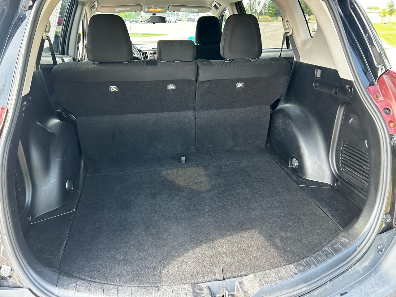 Toyota RAV4 LE AWD 2014