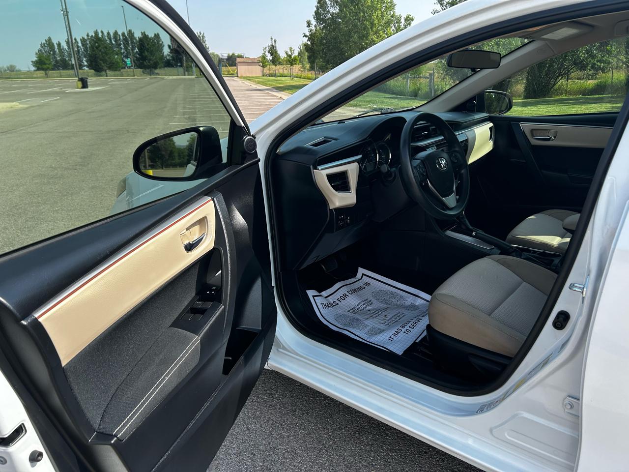 Toyota Corolla LE Plus CVT 2016