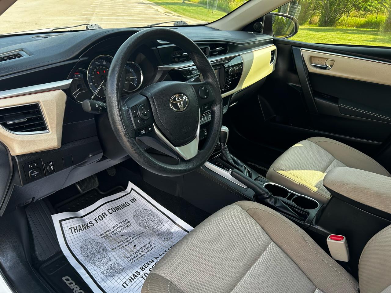 Toyota Corolla LE Plus CVT 2016
