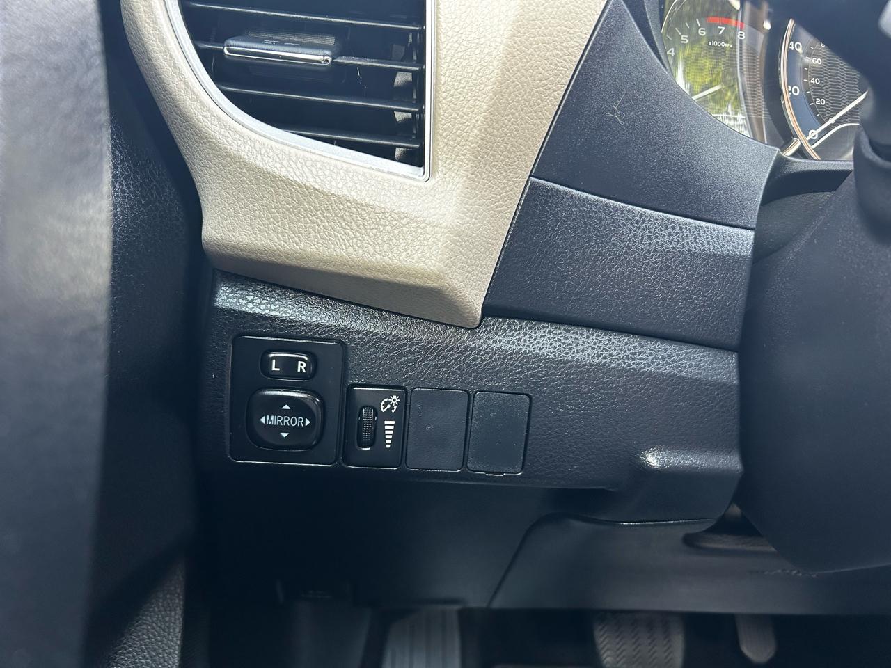 Toyota Corolla LE Plus CVT 2016