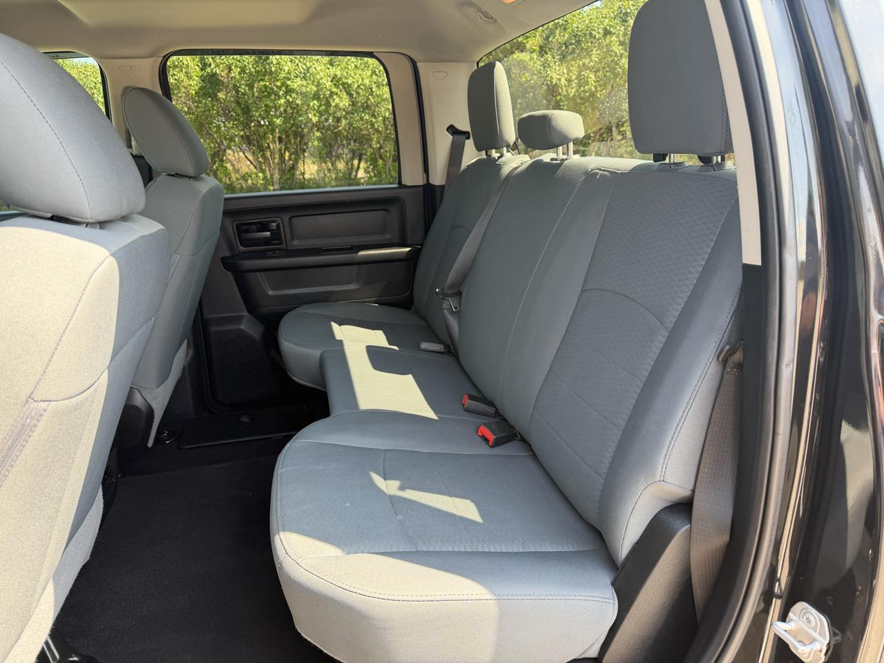 RAM 1500 Tradesman Crew Cab SWB 4WD 2018