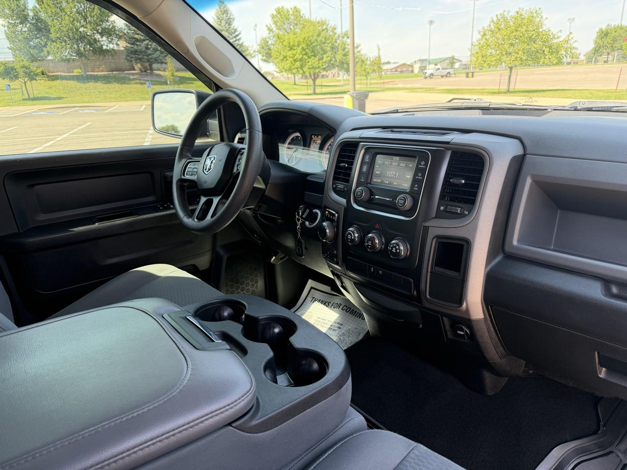 RAM 1500 Tradesman Crew Cab SWB 4WD 2018