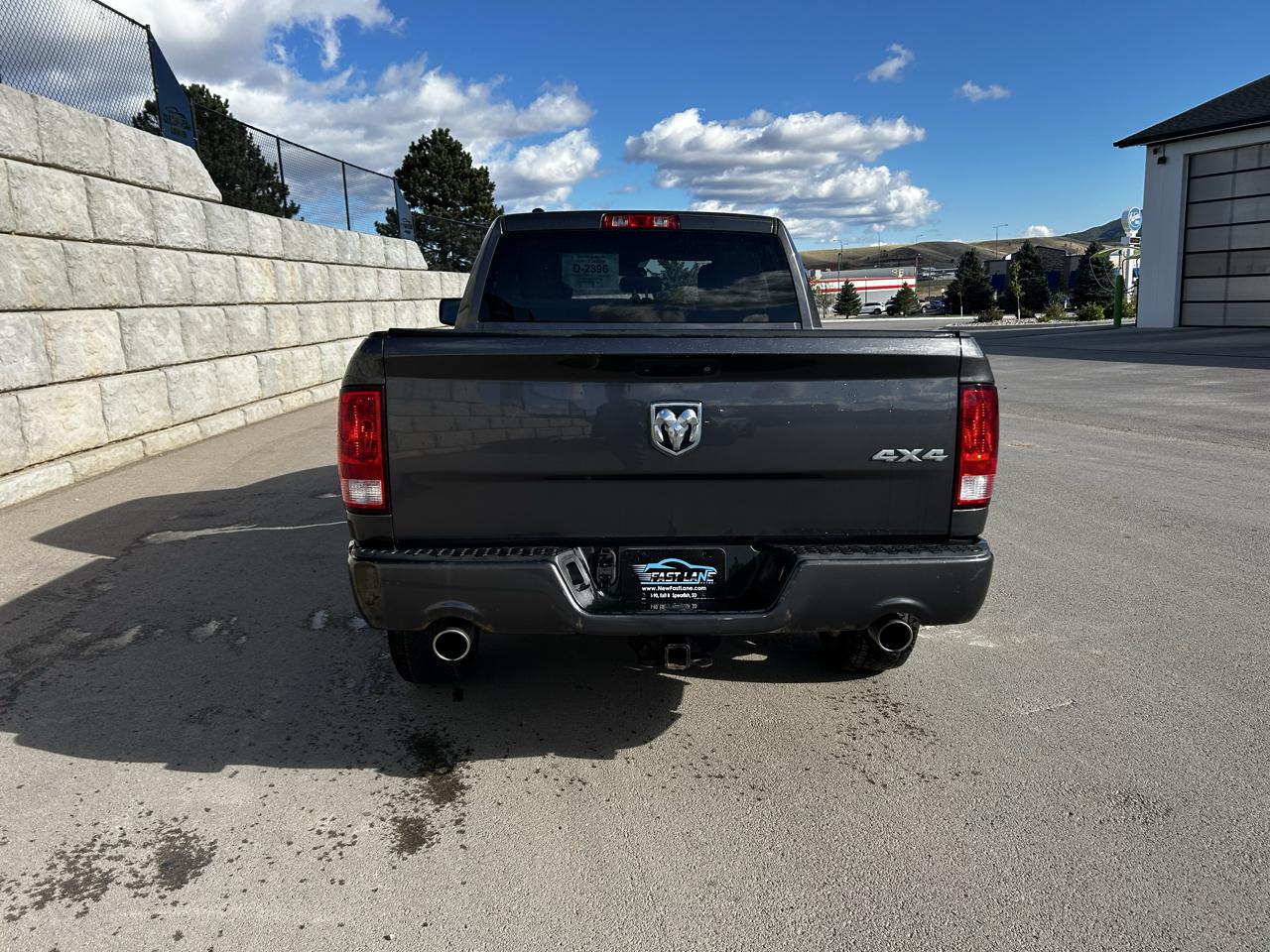 RAM 1500 Tradesman Quad Cab 4WD 2017