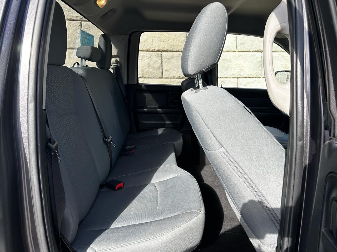 RAM 1500 Tradesman Quad Cab 4WD 2017